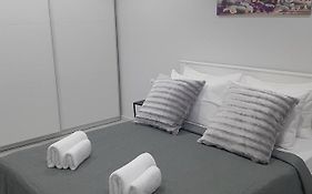 Krikonis Apartments Near Athens Airport